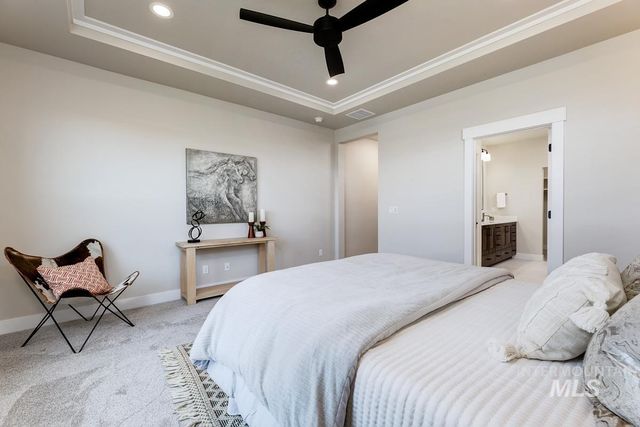 992 E Crescendo St, Meridian, ID 83642