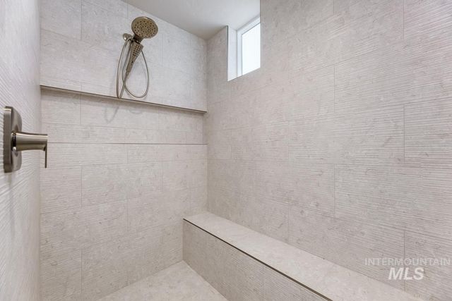 992 E Crescendo St, Meridian, ID 83642