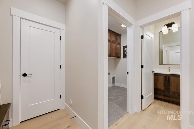 992 E Crescendo St, Meridian, ID 83642