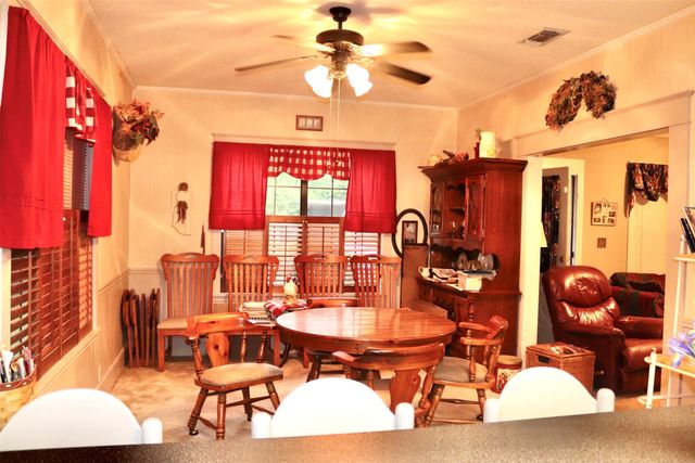 605 W Lamar Street, Winters, TX 79567