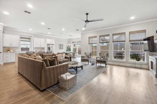 410 Hearth Terrace, Argyle, TX 76226