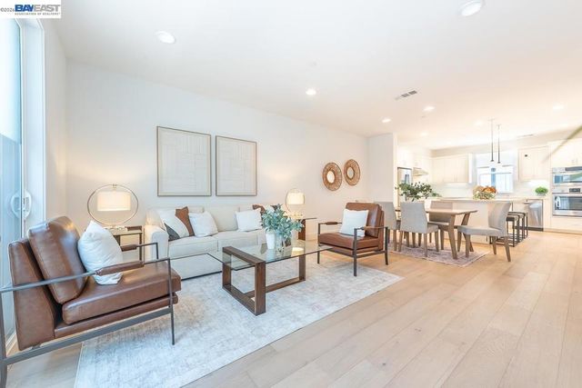 3815 Spirit Ter, Fremont, CA 94538