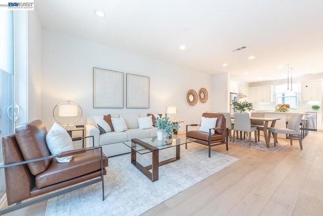3815 Spirit Ter, Fremont, CA 94538