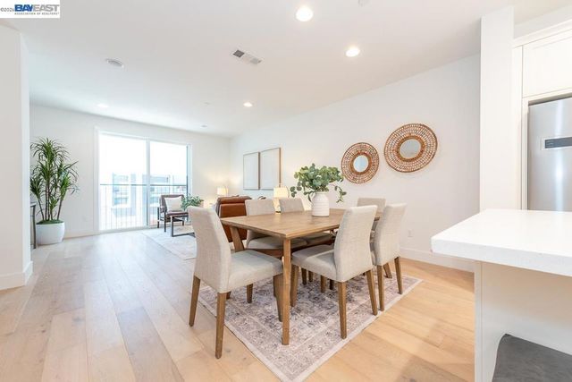3815 Spirit Ter, Fremont, CA 94538