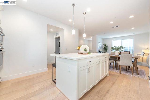 3815 Spirit Ter, Fremont, CA 94538