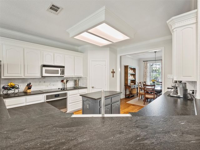 4020 Zachs Court, Midlothian, TX 76065