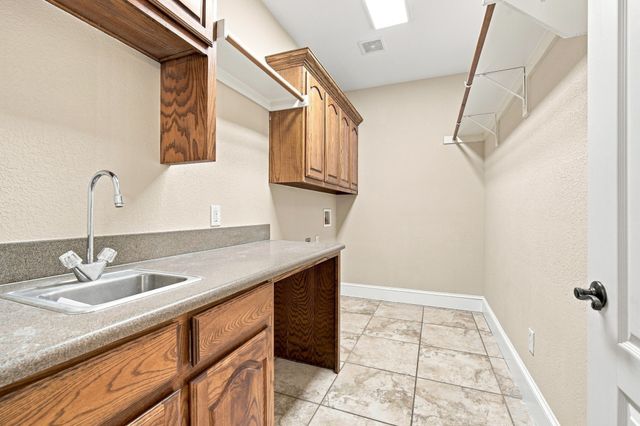 4020 Zachs Court, Midlothian, TX 76065