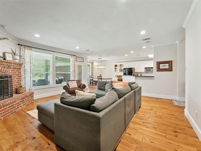 4020 Zachs Court, Midlothian, TX 76065