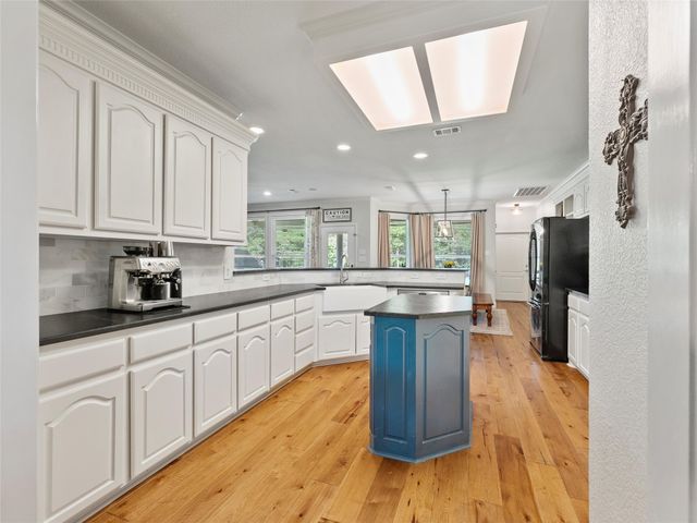 4020 Zachs Court, Midlothian, TX 76065