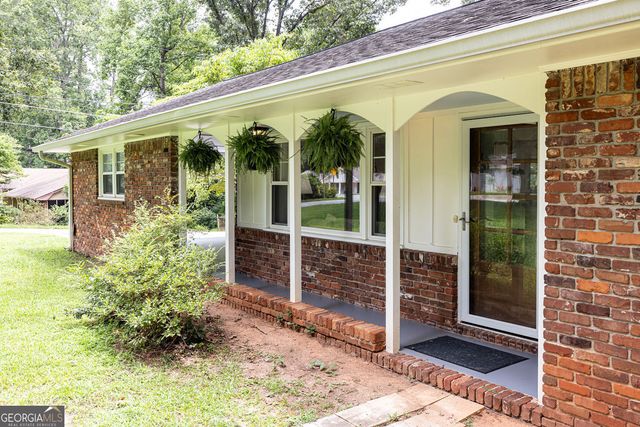 5461 Zanola Drive SW, Mableton, GA 30126