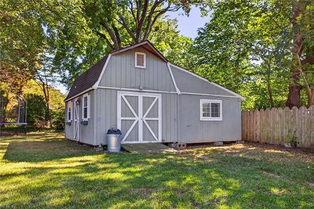 832 Brooke RD, Virginia Beach, VA 23454
