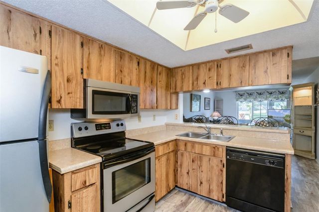 207 CYPRESS LANE, Oldsmar, FL 34677