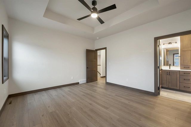 2407 WHISPERING WIND LANE, Green Bay, WI 54303