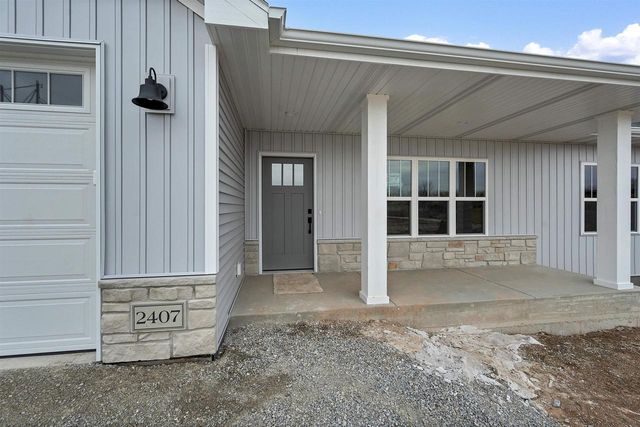 2407 WHISPERING WIND LANE, Green Bay, WI 54303