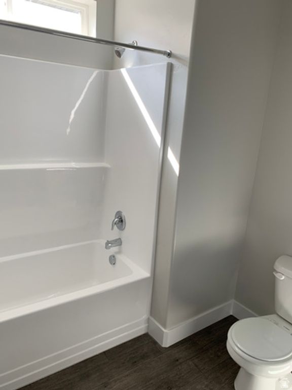 Image 5 of property listing at 689 N 380 W, Vineyard, UT 84059