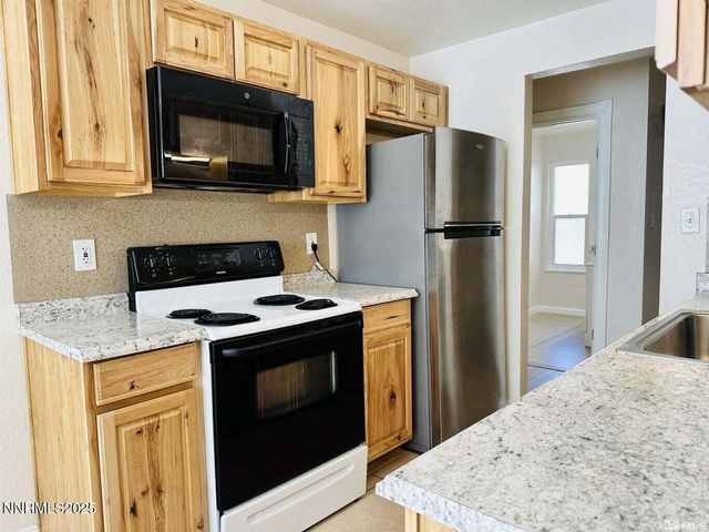 3927 Clear Acre Lane APT 207, Reno, NV 89512