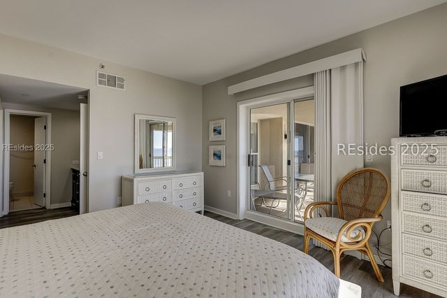 77 Ocean Ln Apt 513, Hilton Head Island, SC 29928