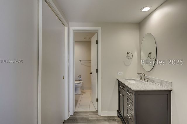 77 Ocean Ln Apt 513, Hilton Head Island, SC 29928