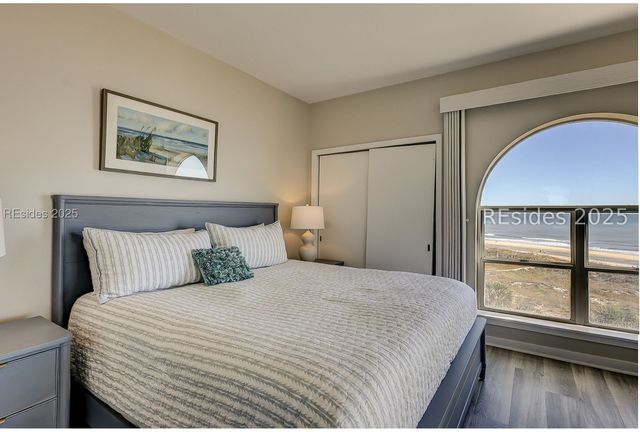 77 Ocean Ln Apt 513, Hilton Head Island, SC 29928