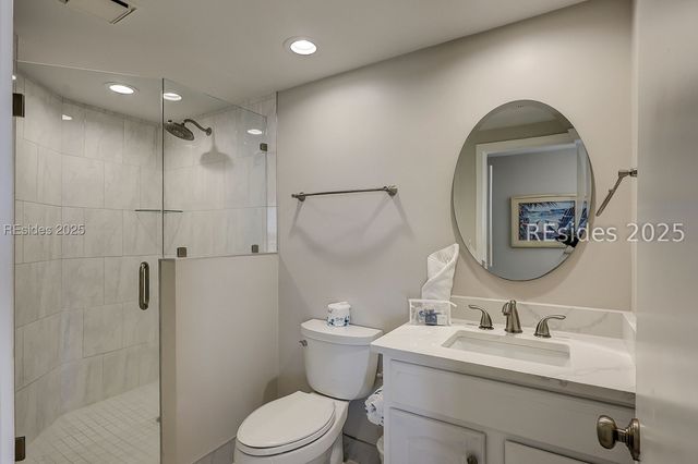 77 Ocean Ln Apt 513, Hilton Head Island, SC 29928