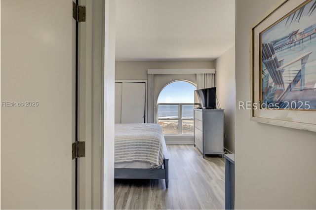 77 Ocean Ln Apt 513, Hilton Head Island, SC 29928