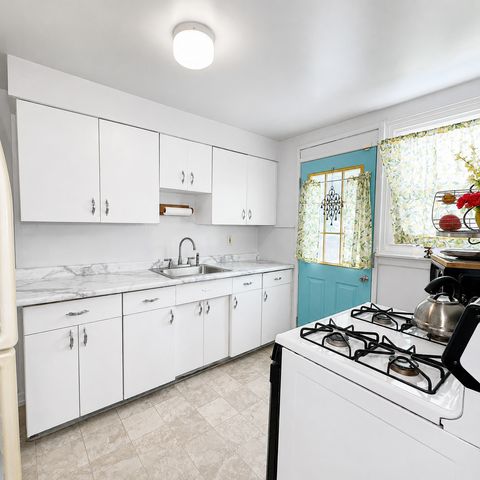 1384 Wentworth Avenue, Calumet City, IL 60409
