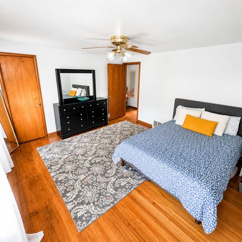 1384 Wentworth Avenue, Calumet City, IL 60409