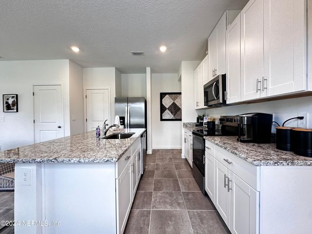 7785 GREATFORD WAY Way, Jacksonville, FL 32219