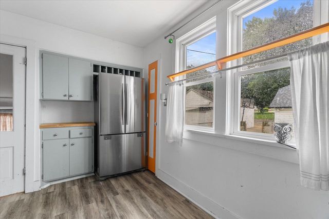 1305 Michigan AVENUE, South Milwaukee, WI 53172
