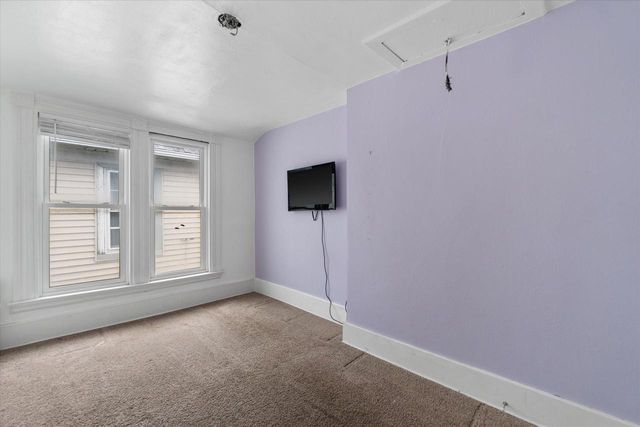 1305 Michigan AVENUE, South Milwaukee, WI 53172