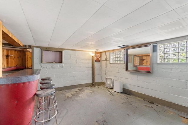 1305 Michigan AVENUE, South Milwaukee, WI 53172