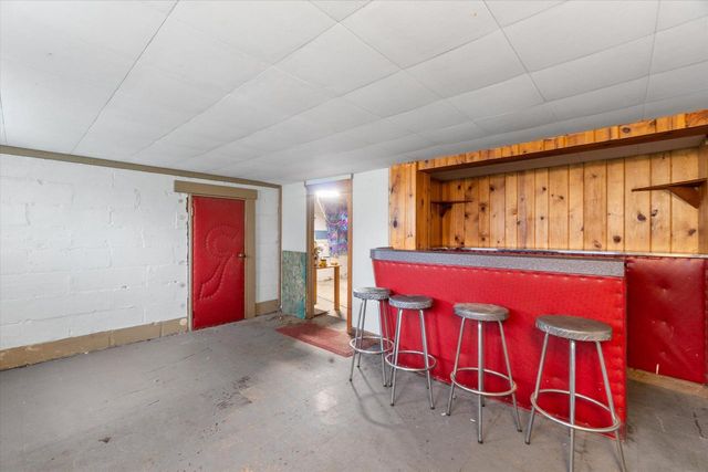 1305 Michigan AVENUE, South Milwaukee, WI 53172