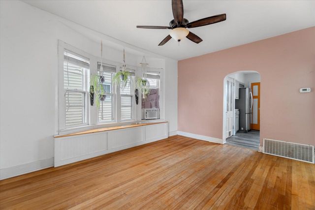1305 Michigan AVENUE, South Milwaukee, WI 53172