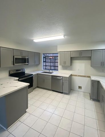 13431 Clarewood Drive, Houston, TX 77083