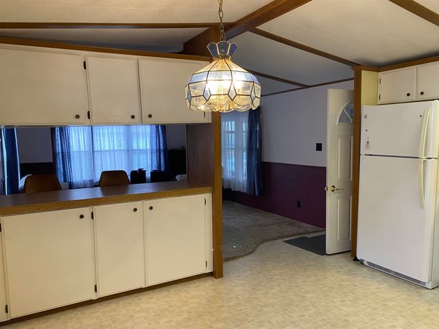 9 Paradise Street, Gorham, NH 03581