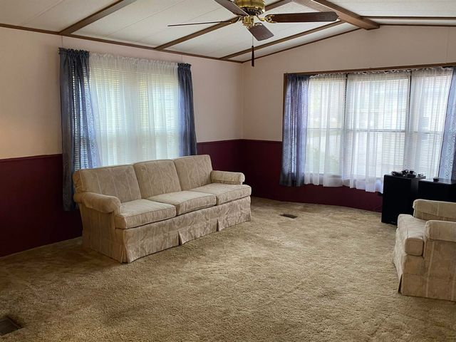 9 Paradise Street, Gorham, NH 03581