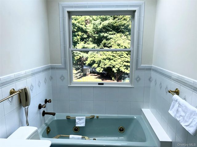 120 Cedar Drive E, Briarcliff Manor, NY 10510