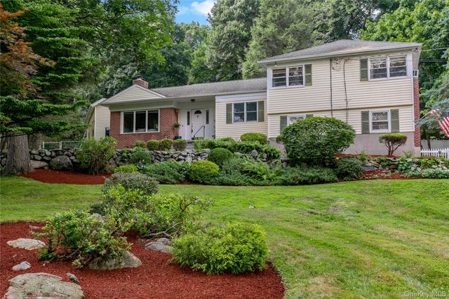 120 Cedar Drive E, Briarcliff Manor, NY 10510