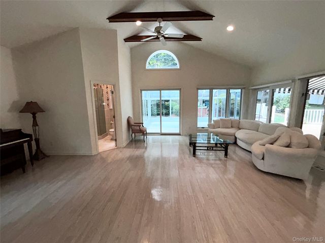 120 Cedar Drive E, Briarcliff Manor, NY 10510