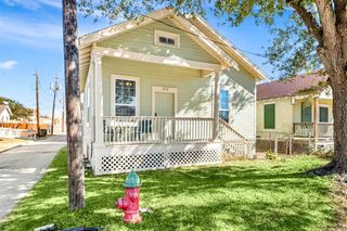 1314 30th Street, Galveston, TX 77550