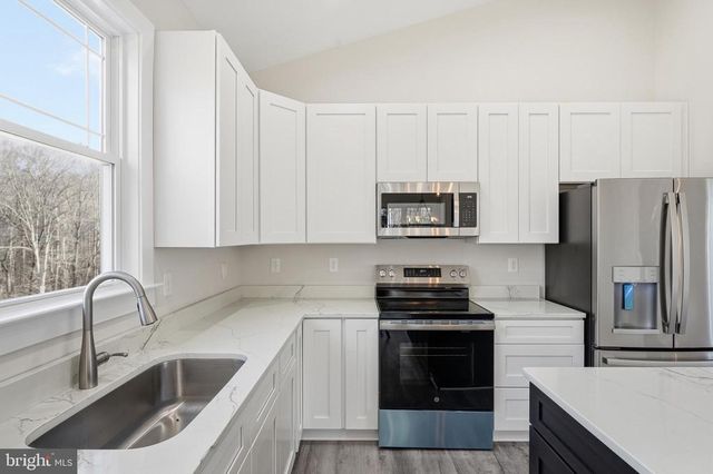 28549 ELEYS FORD, Richardsville, VA 22736