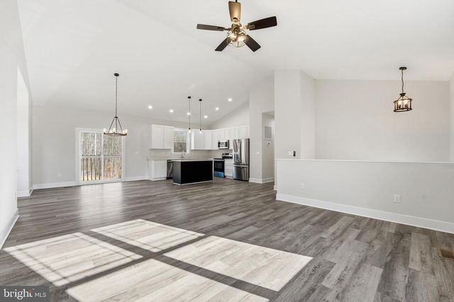 28549 ELEYS FORD, Richardsville, VA 22736