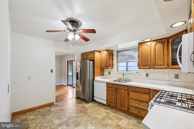 4002 DEE JAY DR, Ellicott City, MD 21042