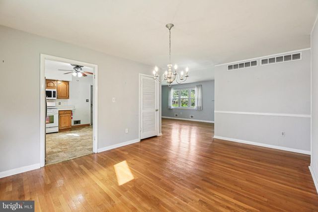 4002 DEE JAY DR, Ellicott City, MD 21042