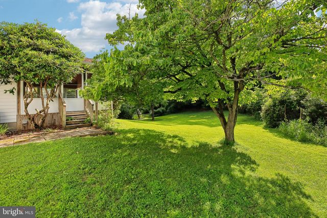 4002 DEE JAY DR, Ellicott City, MD 21042