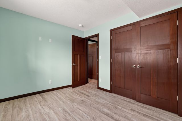 481 Manor Garden Lane NW, Rochester, MN 55901