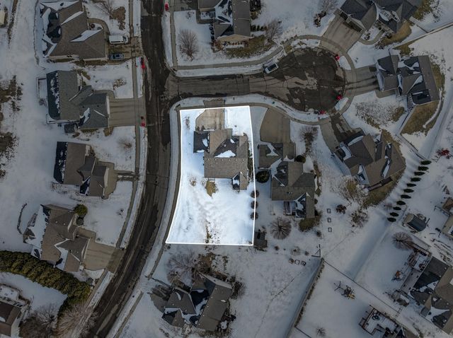 481 Manor Garden Lane NW, Rochester, MN 55901