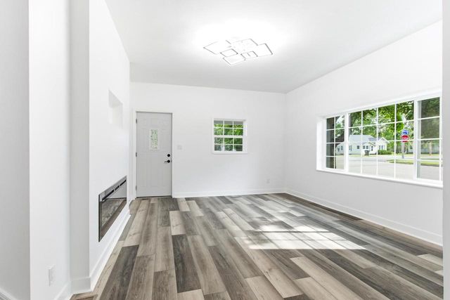 237 Wood Avenue, Nekoosa, WI 54457