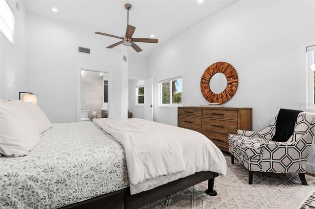 2480 ALAMEDA AVENUE, Sarasota, FL 34234