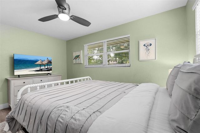 2480 ALAMEDA AVENUE, Sarasota, FL 34234